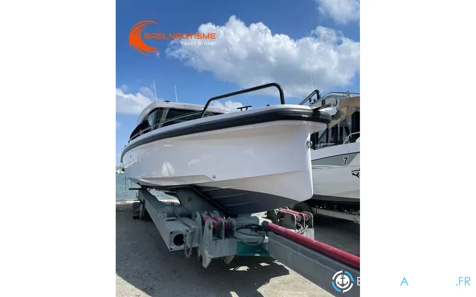 slider 15 Axopar 37 SC