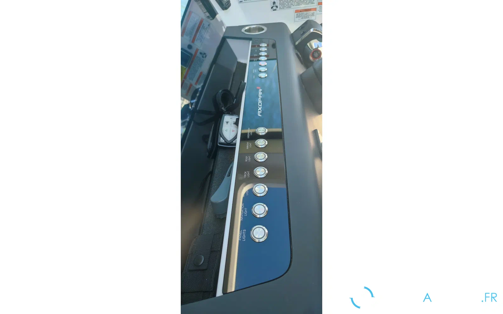 slider 24 Axopar 37 SC