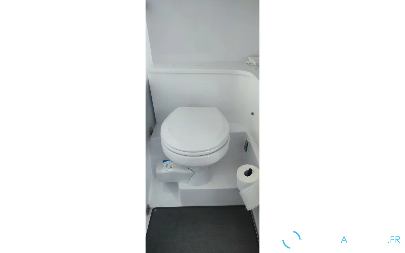 slider 29 Axopar 37 SC