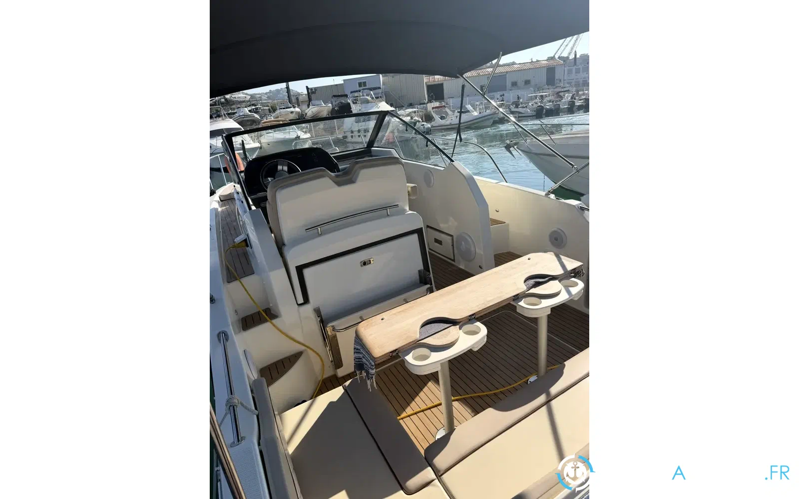 slider 2 Quicksilver Activ 875 Sundeck