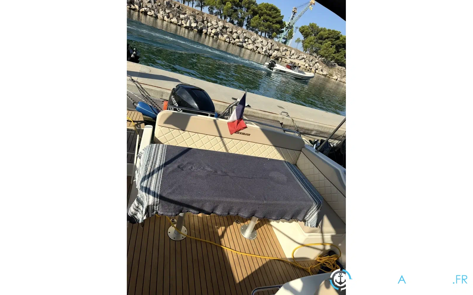 slider 5 Quicksilver Activ 875 Sundeck