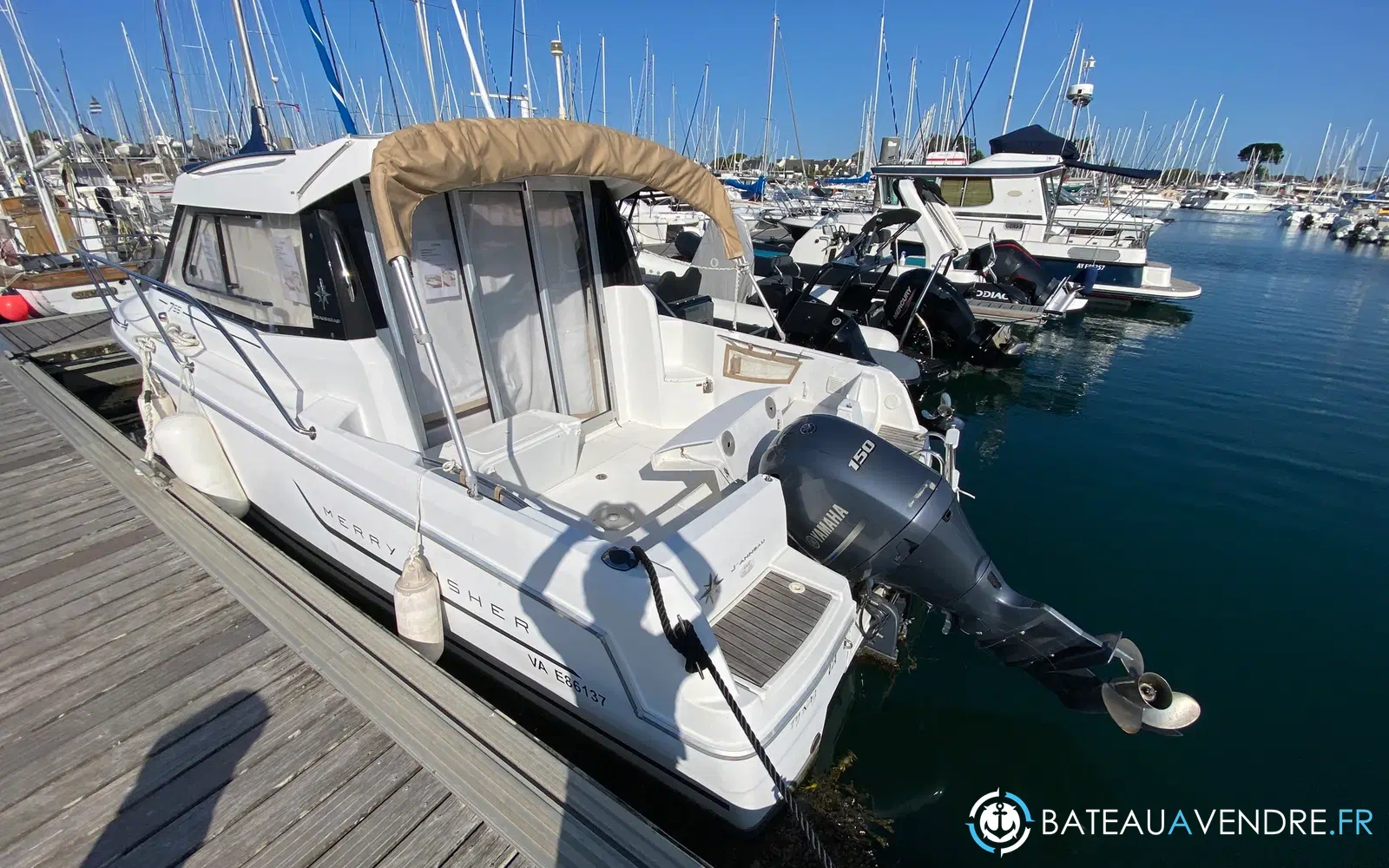 slider 2 Jeanneau Merry Fisher 755