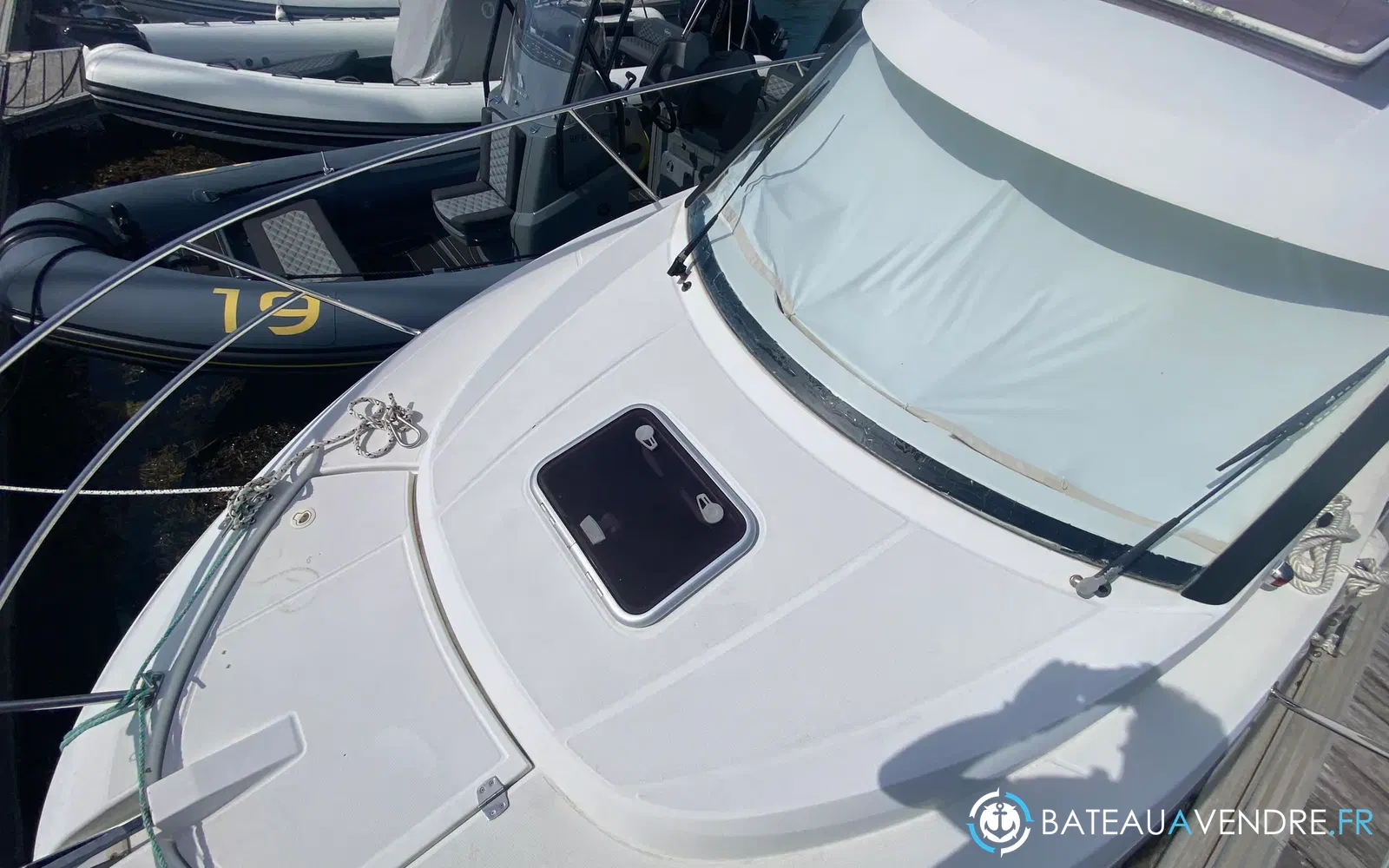 slider 3 Jeanneau Merry Fisher 755