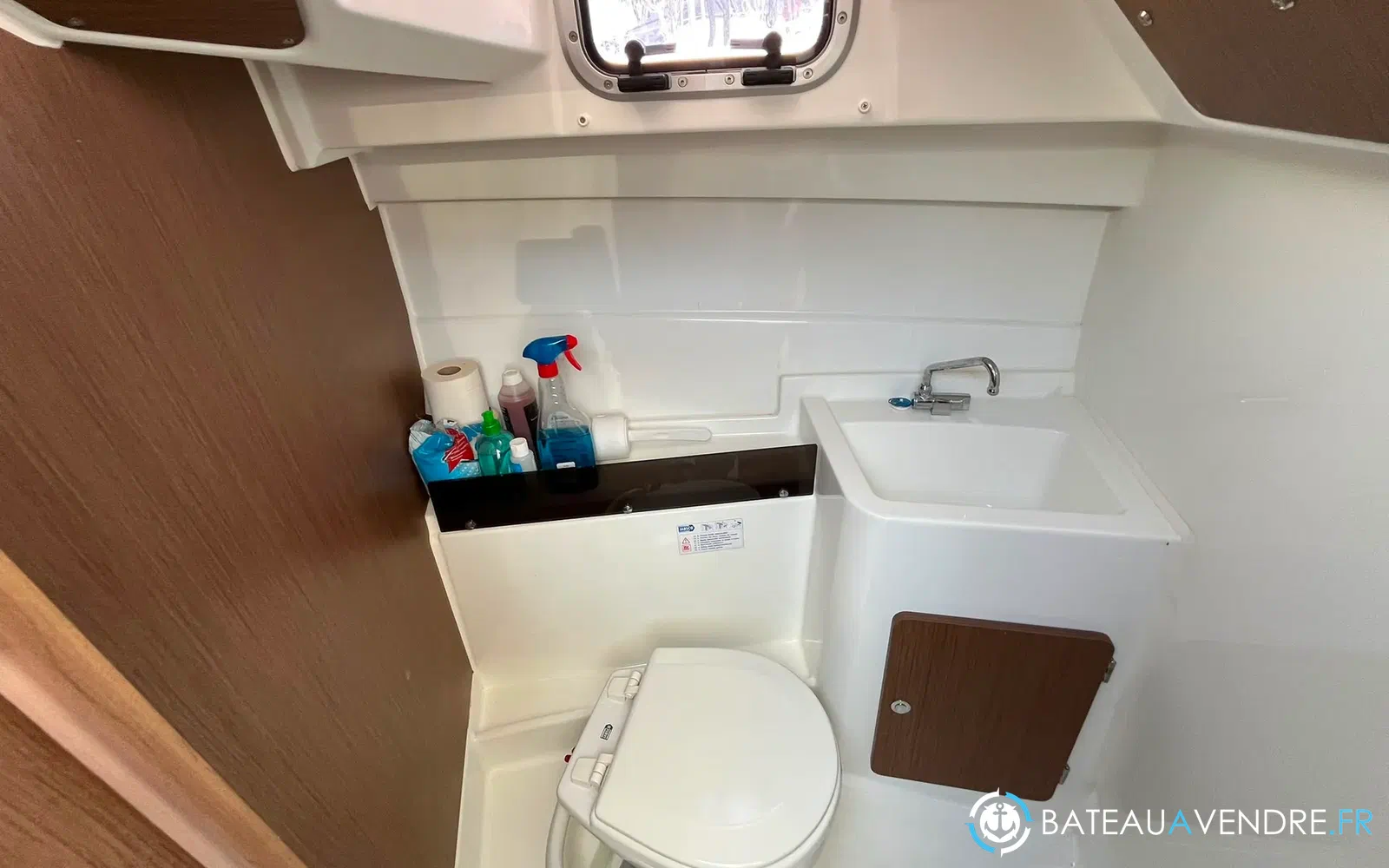slider 29 Beneteau Antares 8 OB