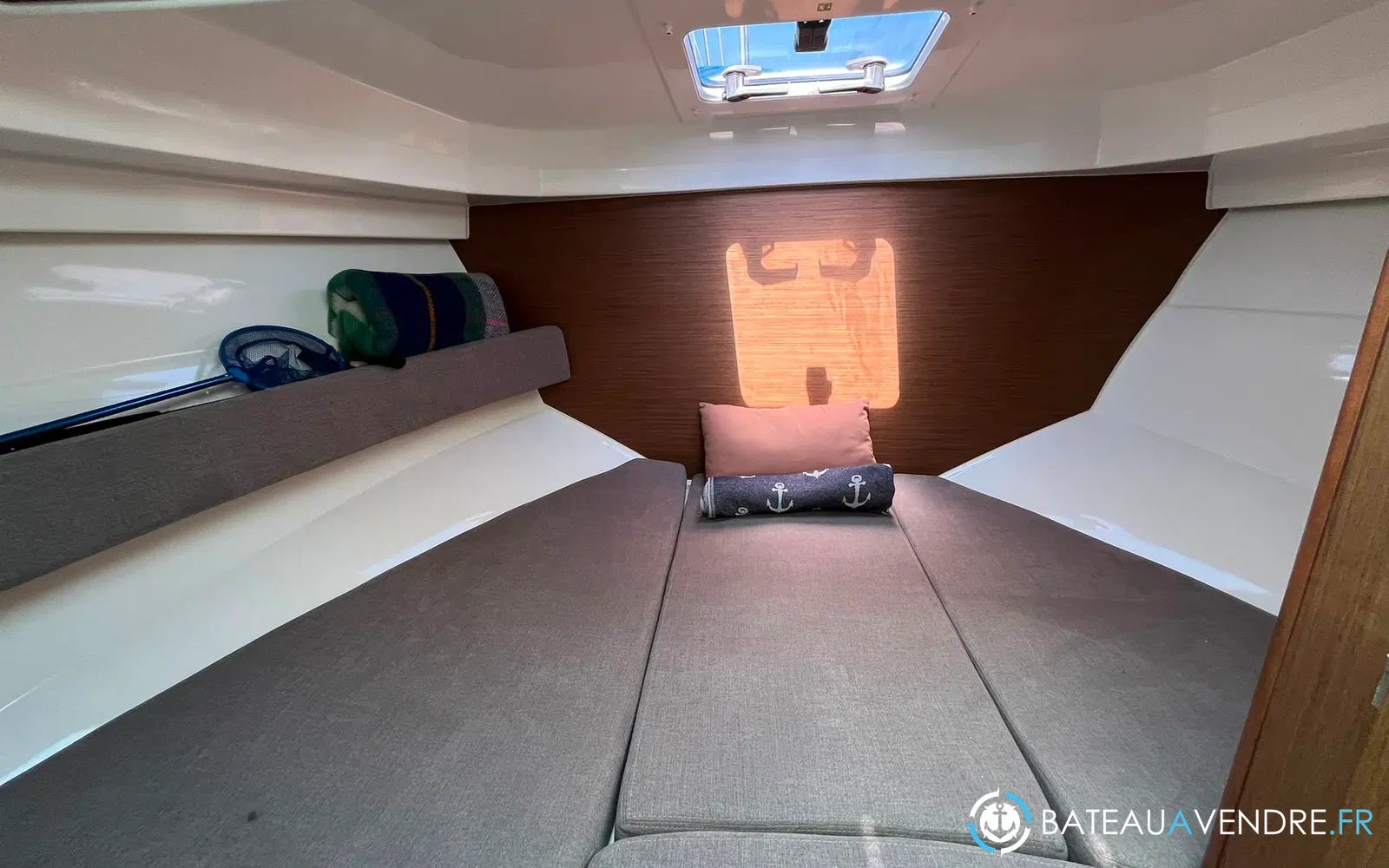 slider 31 Beneteau Antares 8 OB