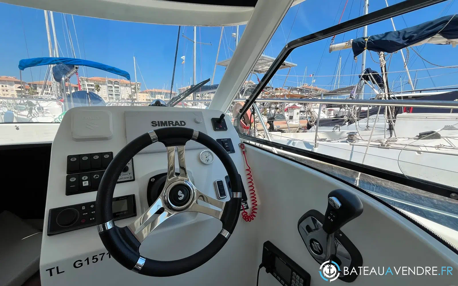 slider 22 Beneteau Antares 8 OB