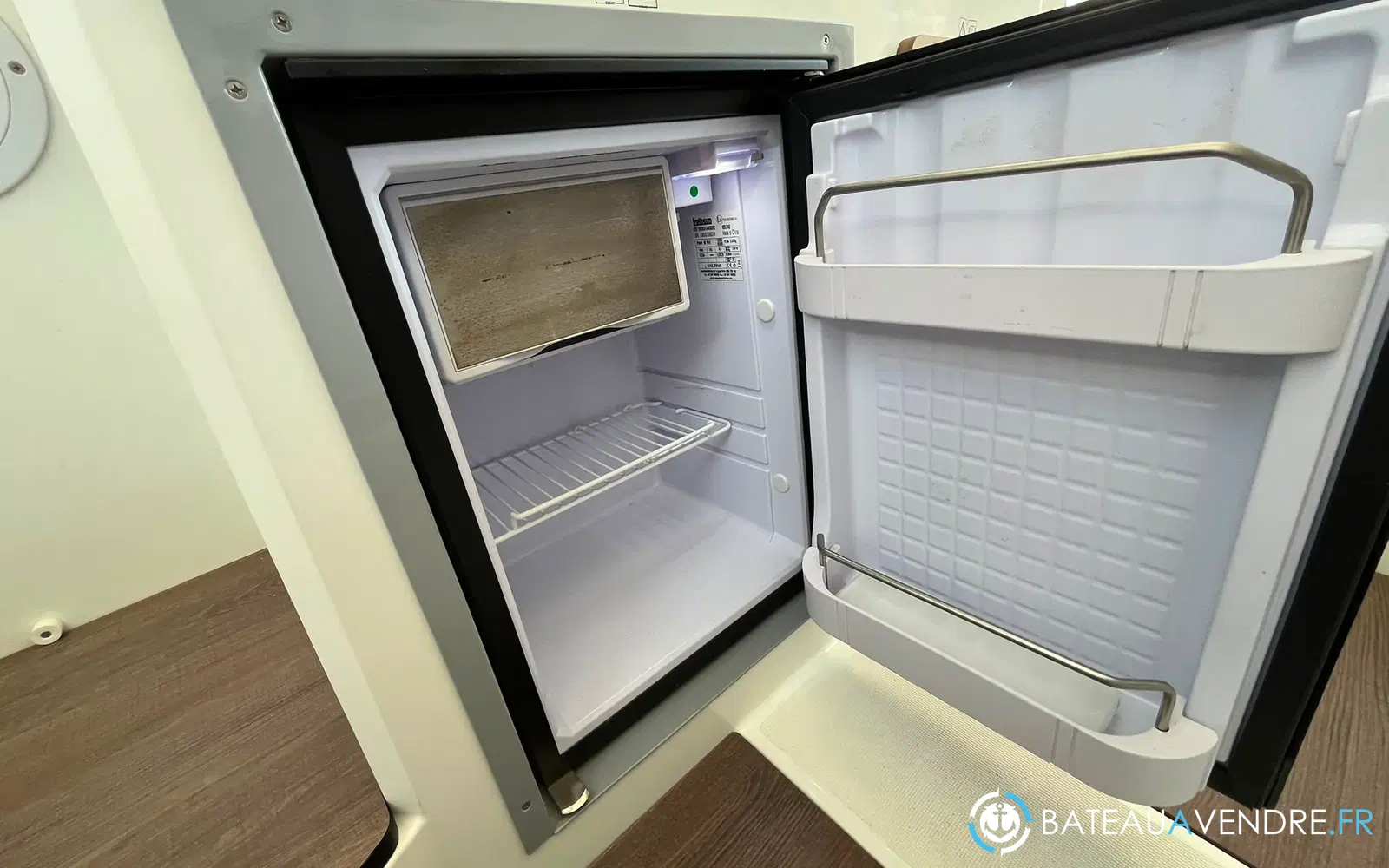 slider 28 Beneteau Antares 8 OB