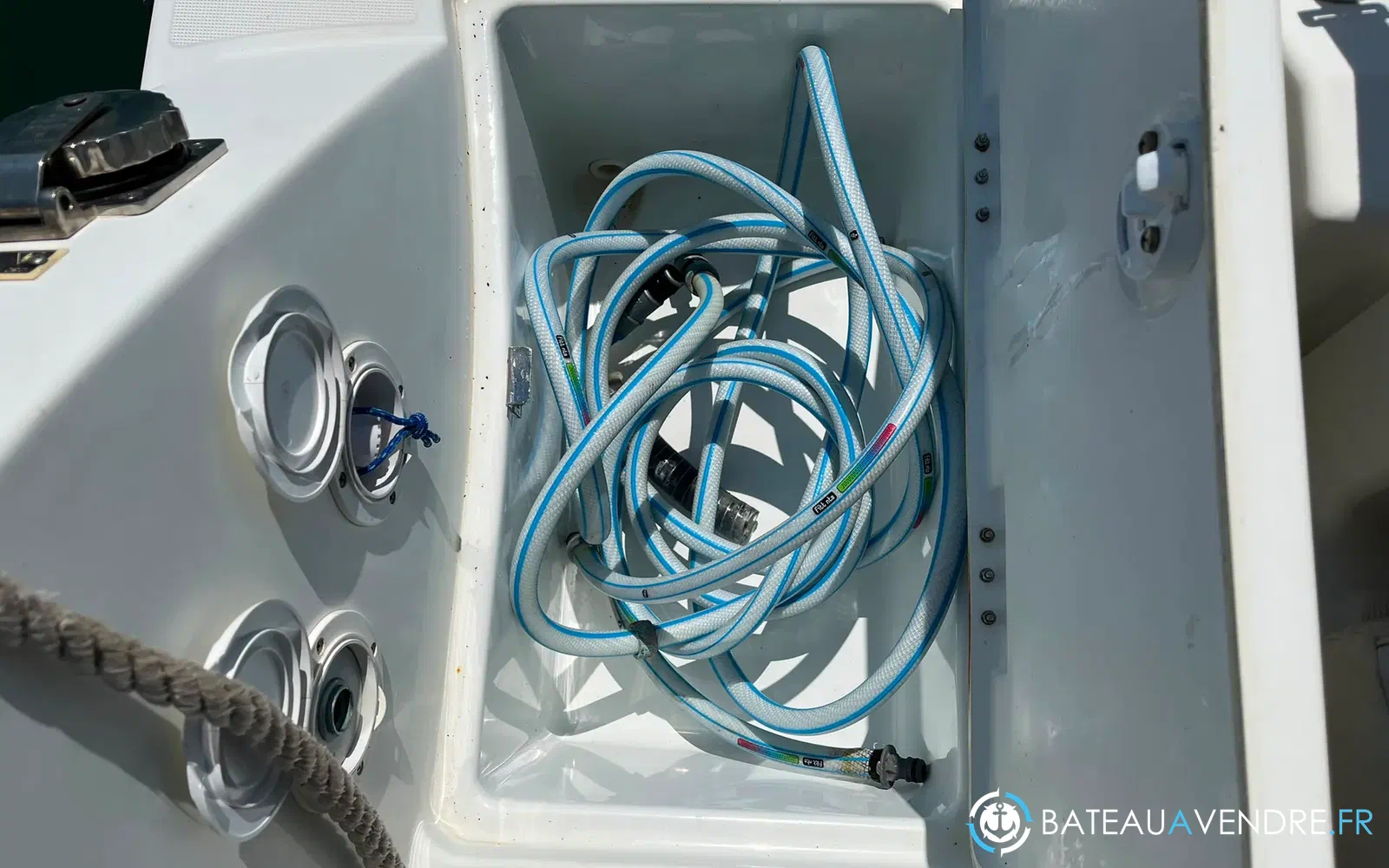 slider 38 Beneteau Antares 8 OB