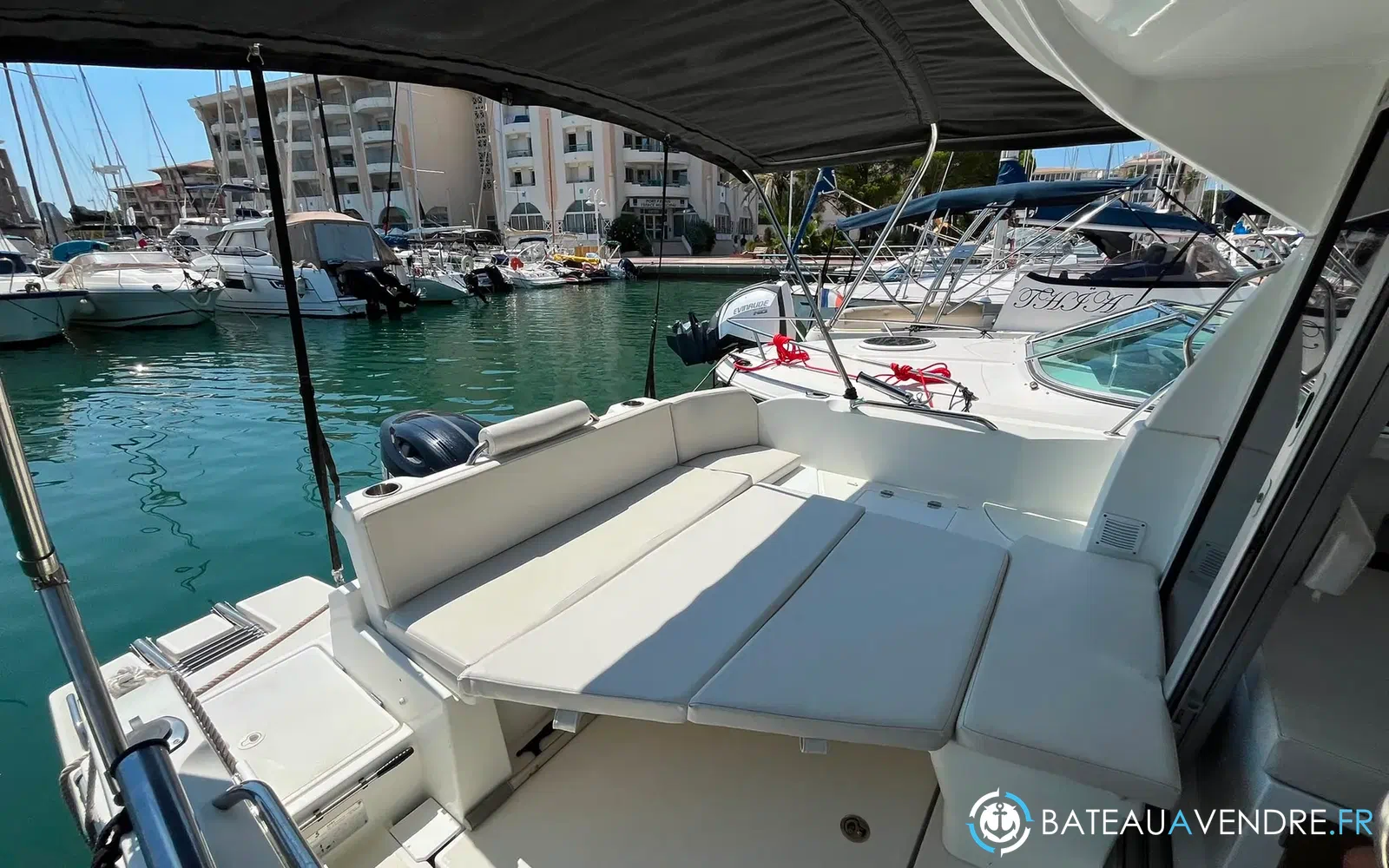 slider 35 Beneteau Antares 8 OB