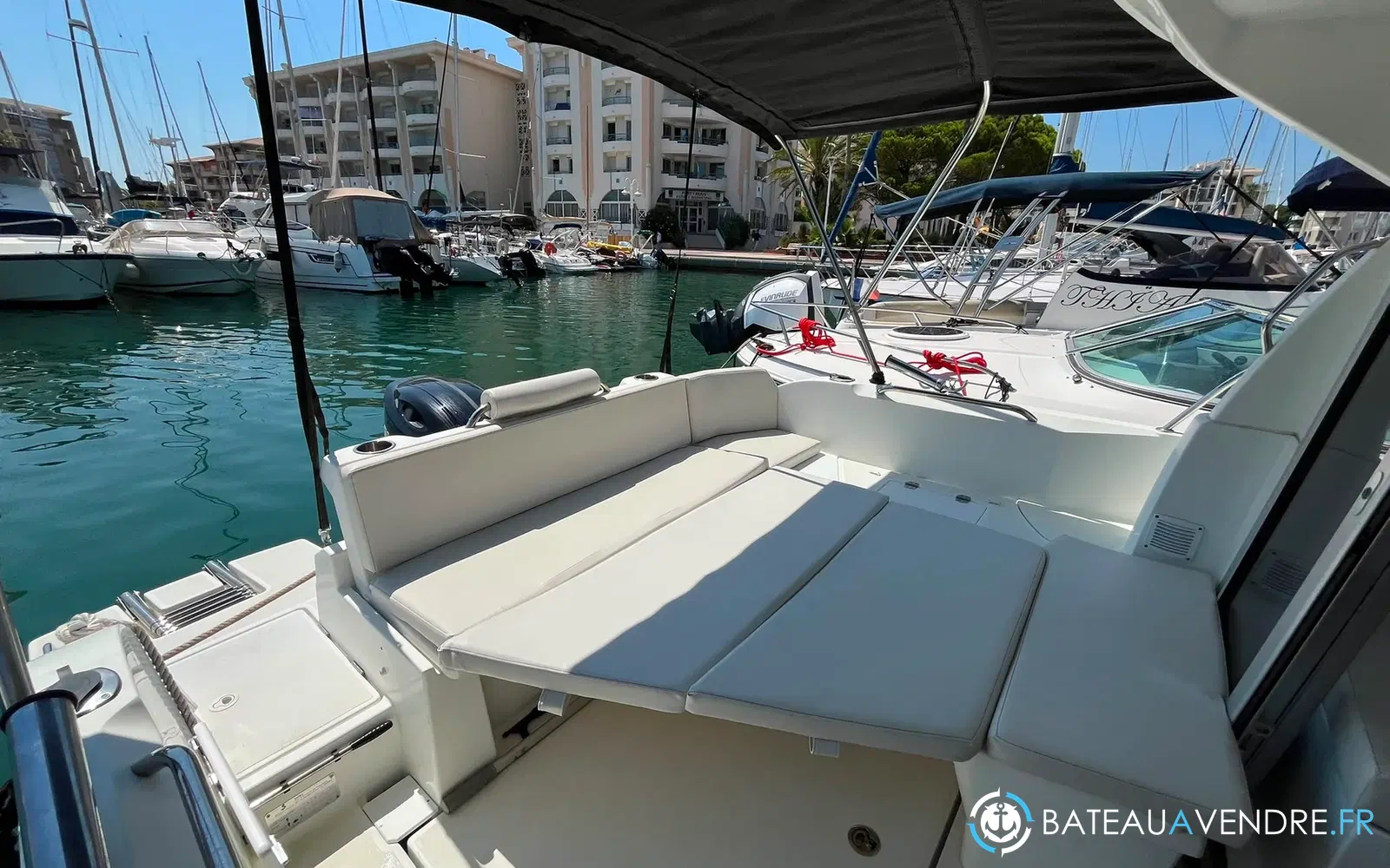 slider 36 Beneteau Antares 8 OB