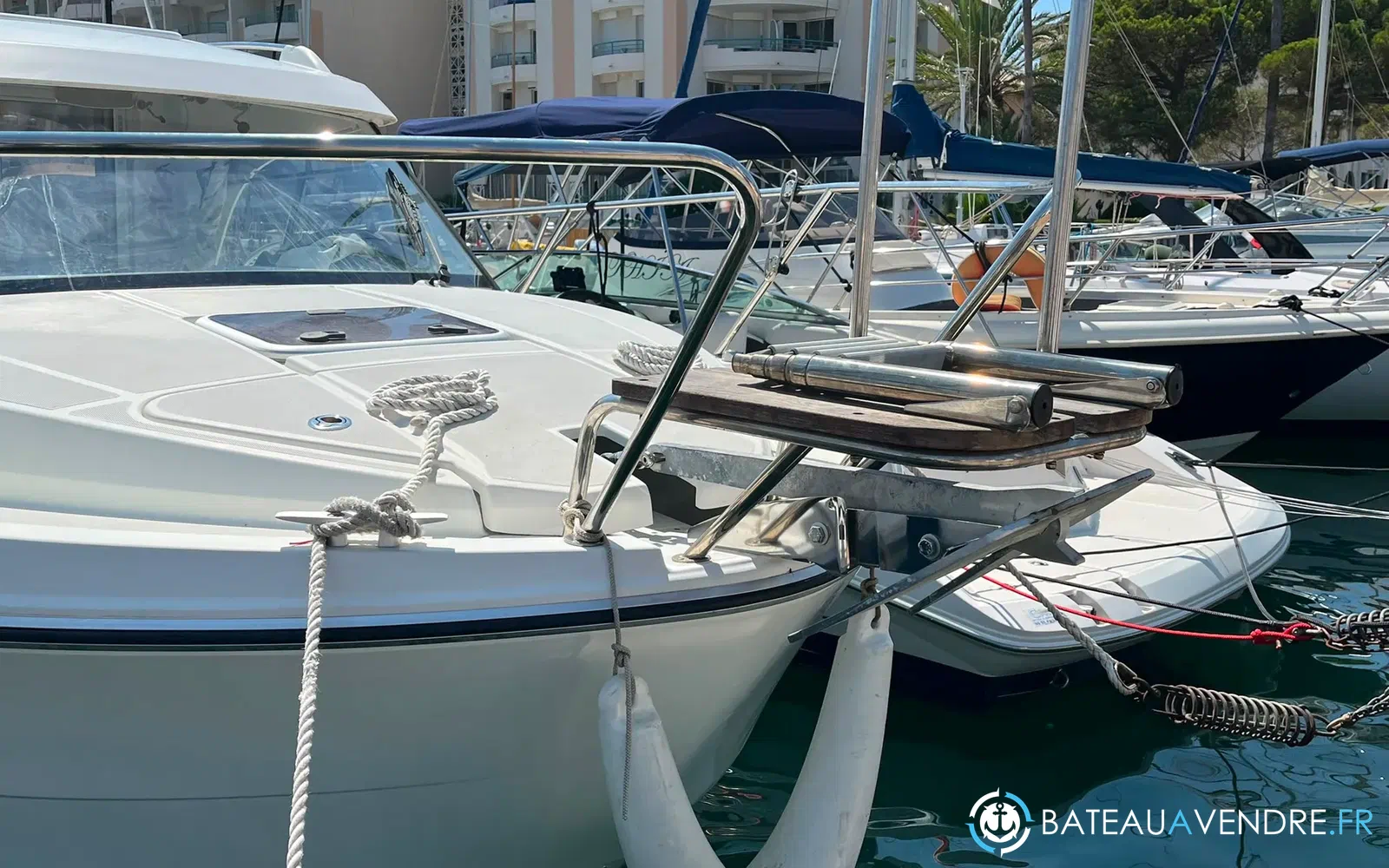 slider 3 Beneteau Antares 8 OB