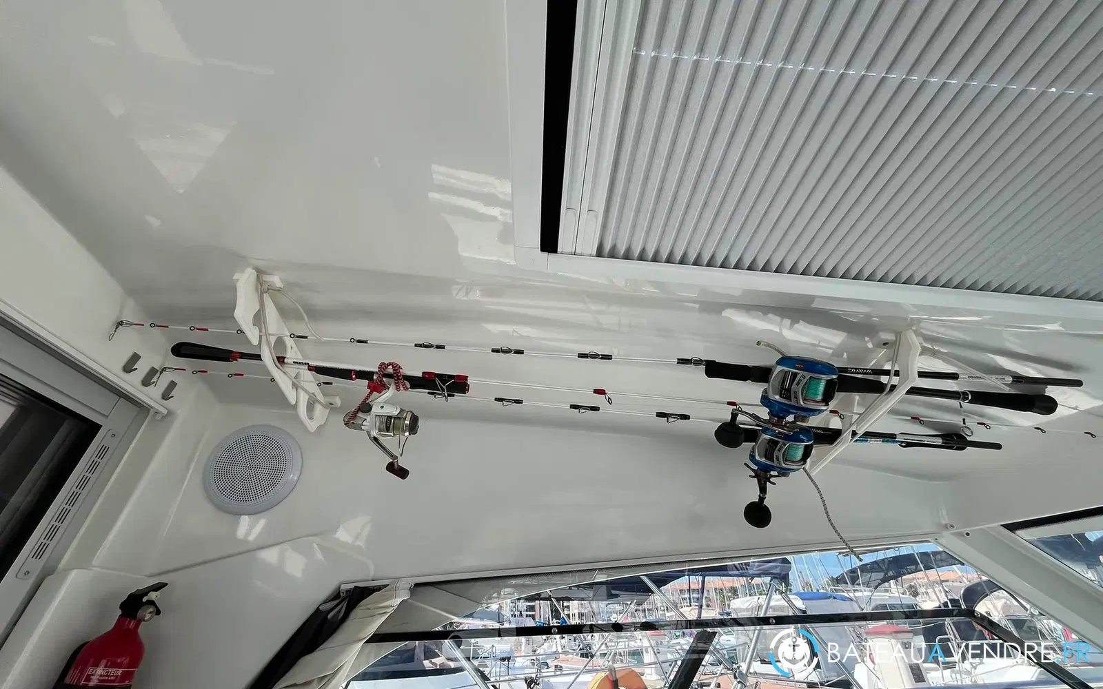 slider 5 Beneteau Antares 8 OB