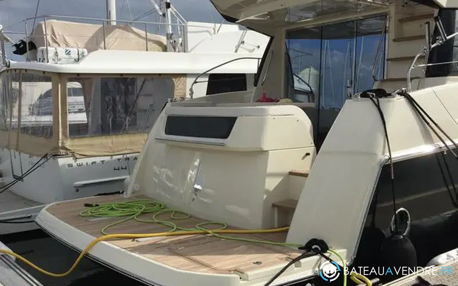 slider 3 Beneteau Monte Carlo 5 S