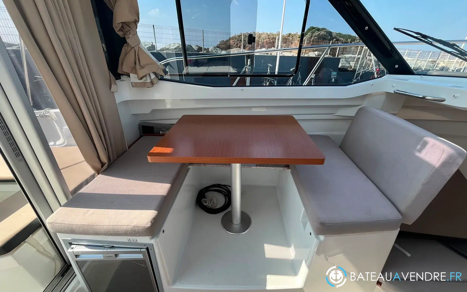 slider 20 Jeanneau Merry Fisher 695