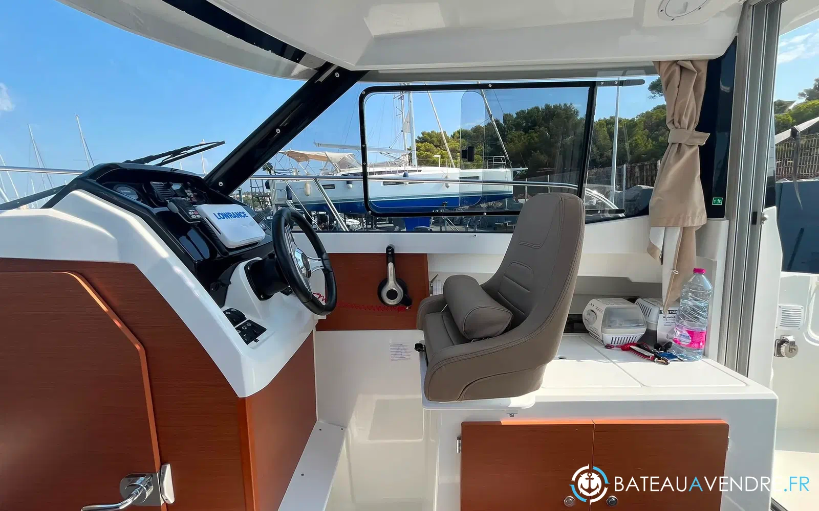 slider 22 Jeanneau Merry Fisher 695