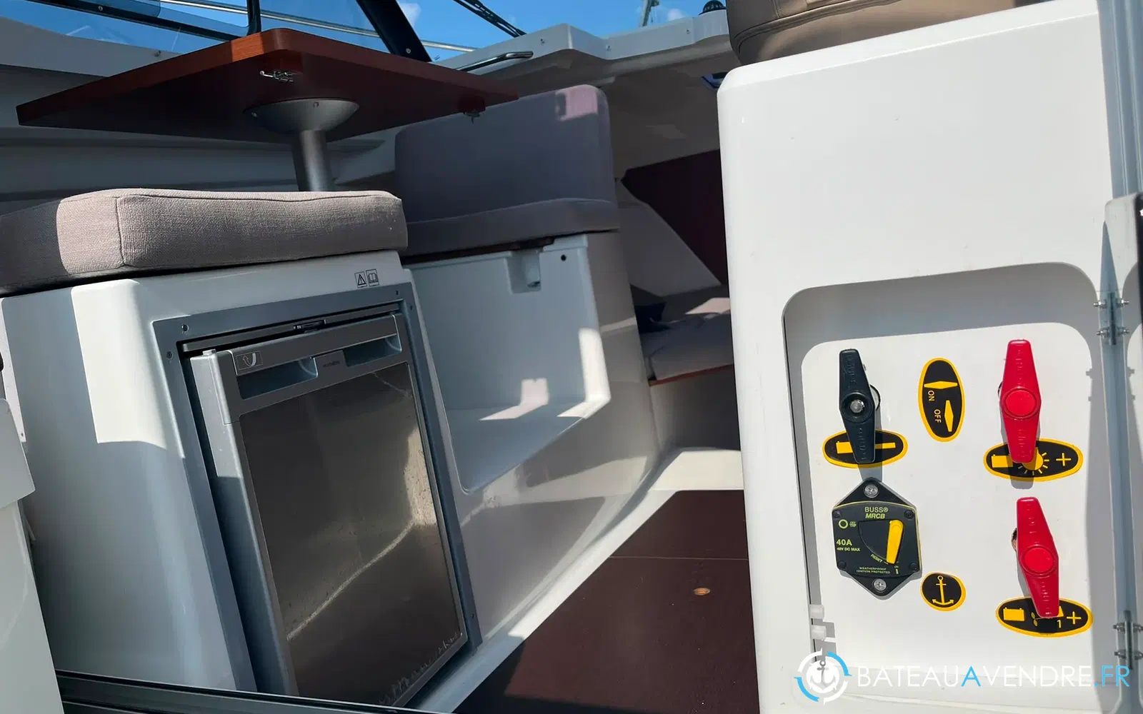 slider 26 Jeanneau Merry Fisher 695
