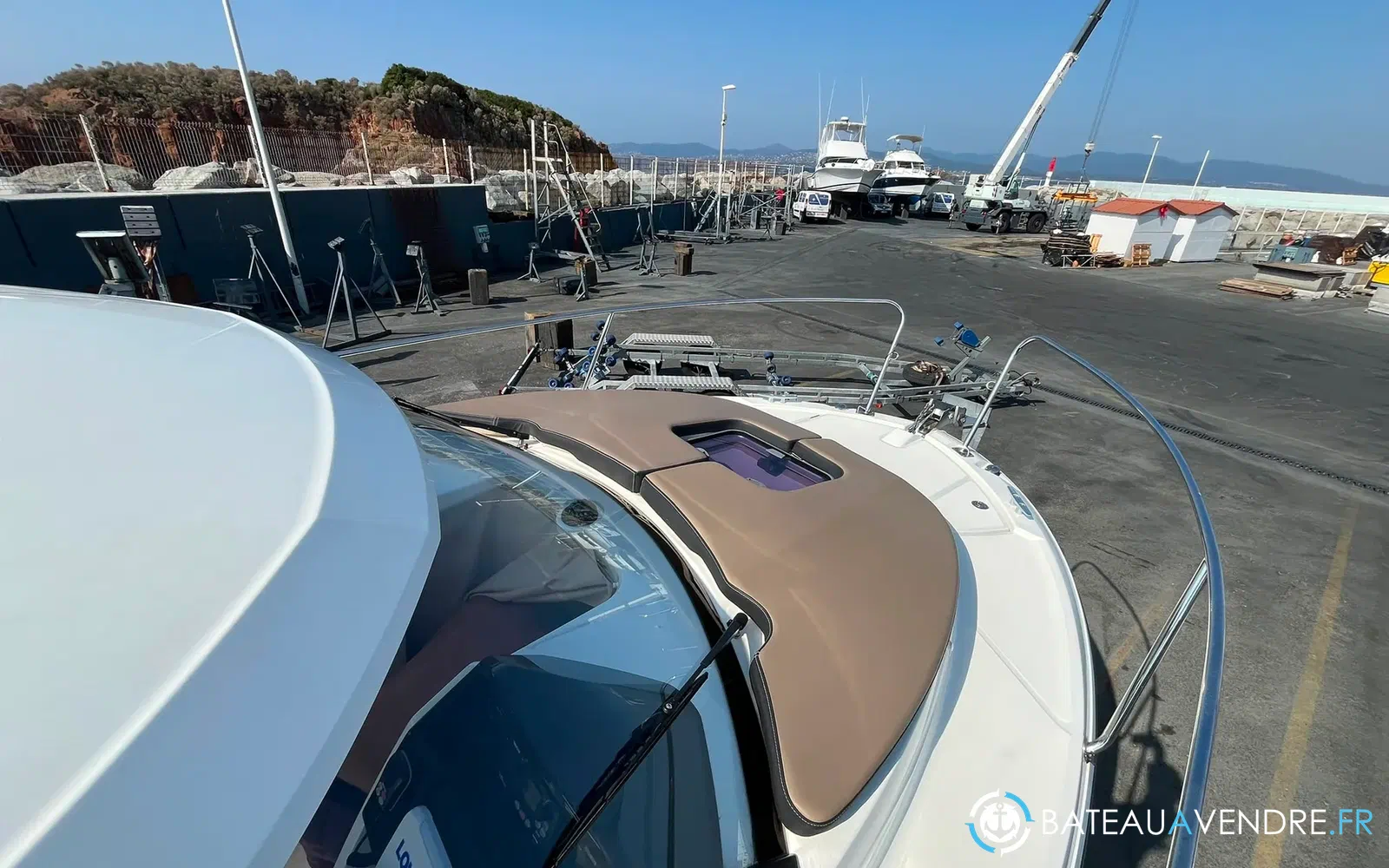 slider 13 Jeanneau Merry Fisher 695