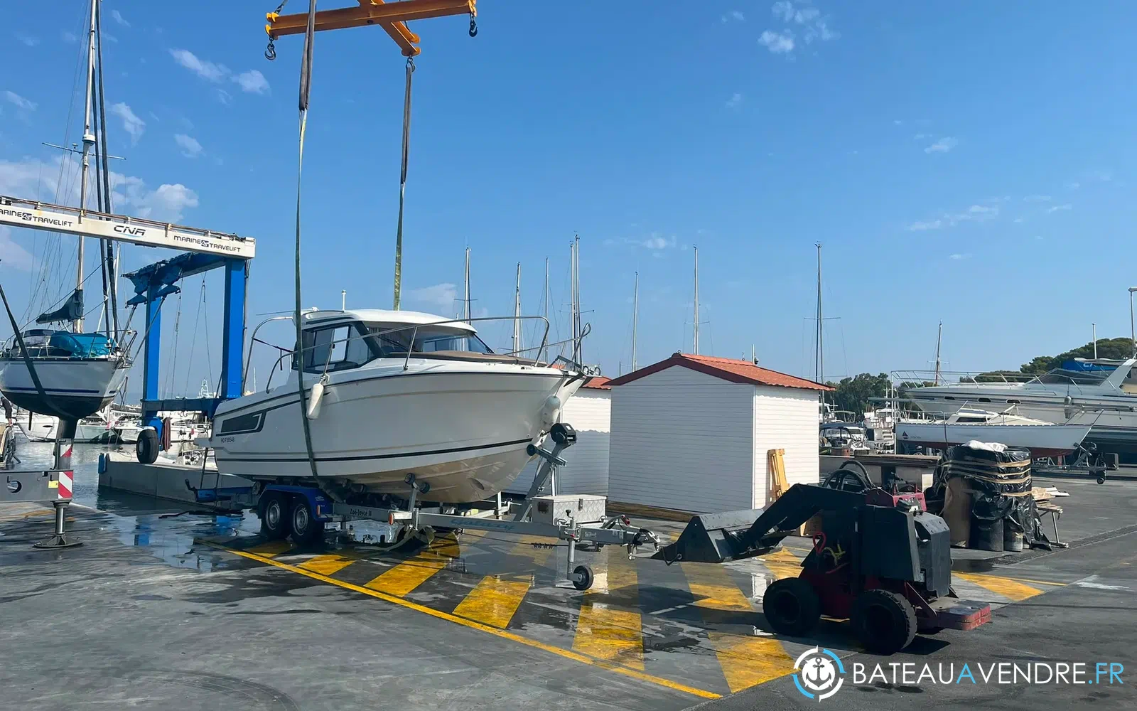 slider 3 Jeanneau Merry Fisher 695