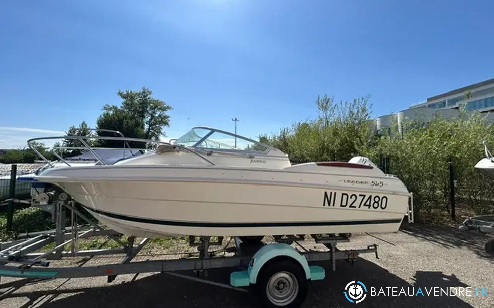 slider 0 Jeanneau Leader 545