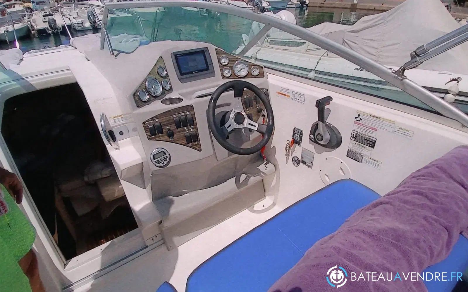 slider 6 Bayliner 255