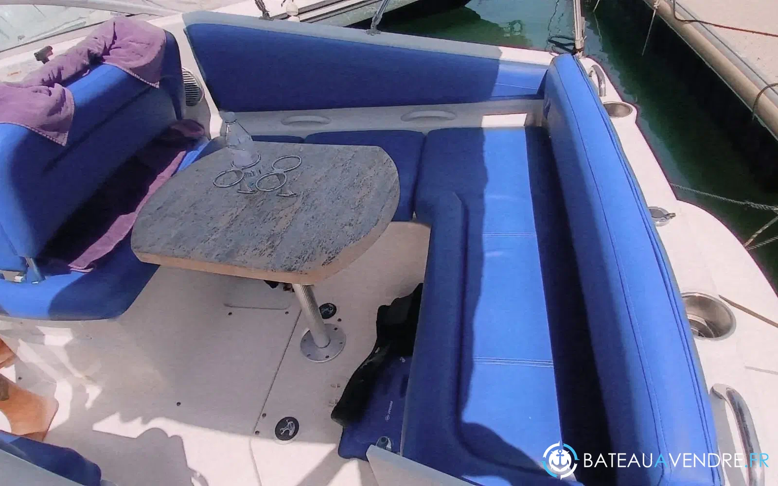 slider 8 Bayliner 255