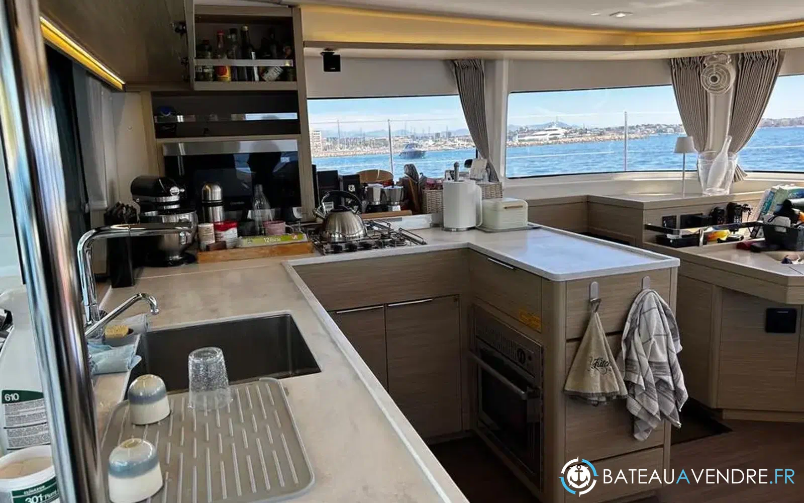 slider 27 Lagoon 46