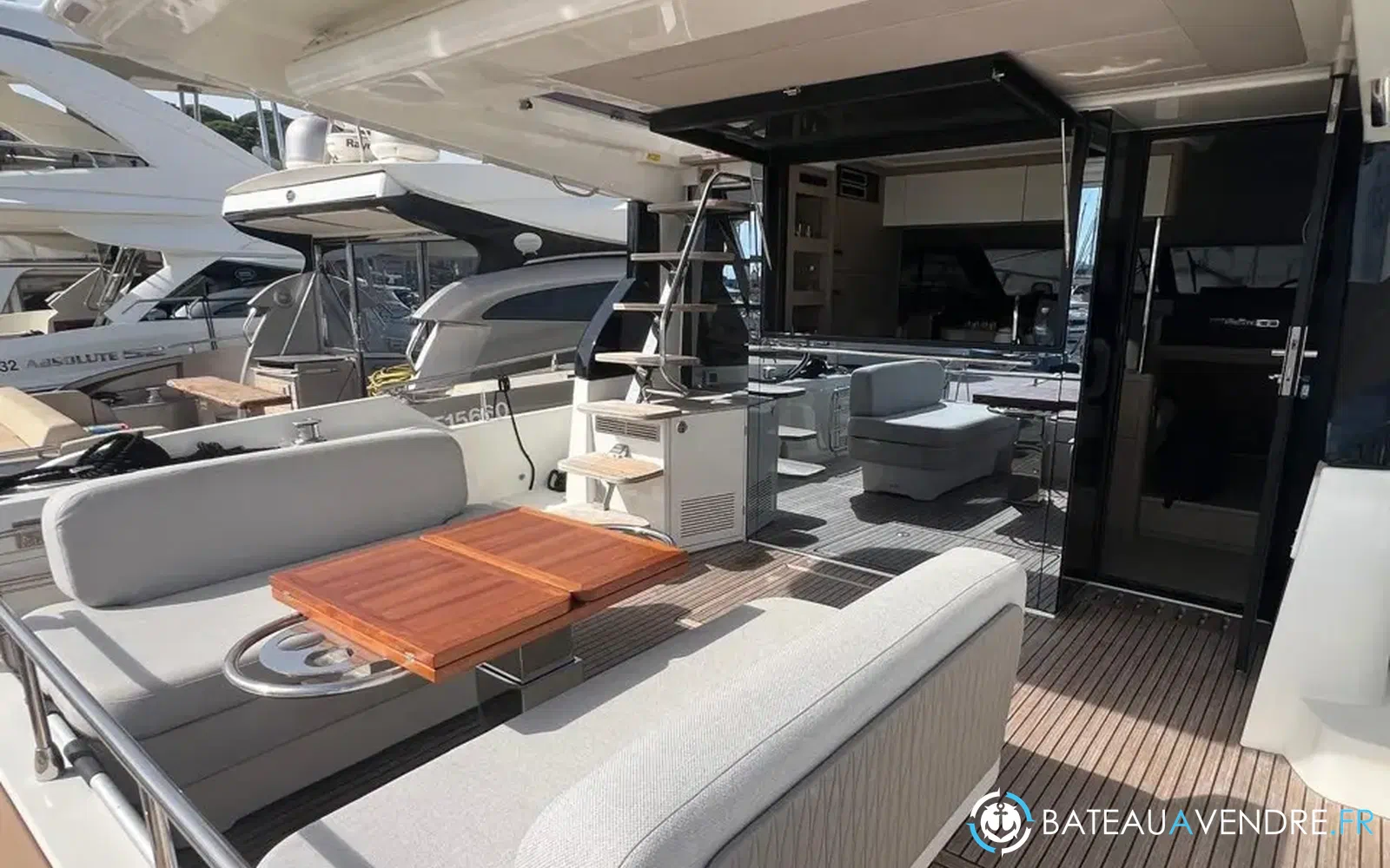 slider 21 Prestige Yachts F4.9