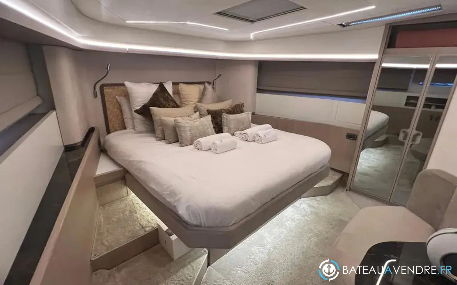 slider 35 Prestige Yachts F4.9