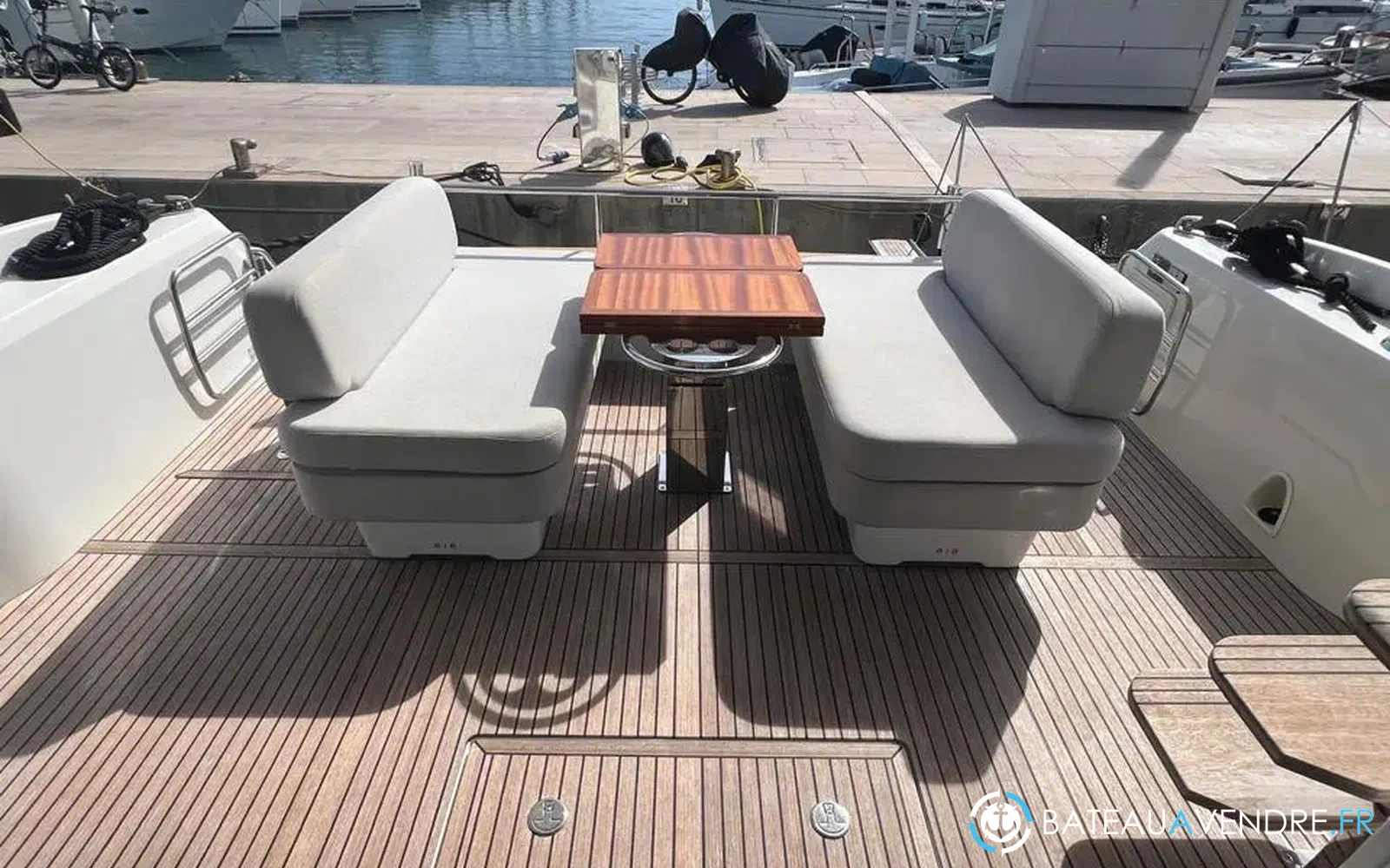 slider 3 Prestige Yachts F4.9