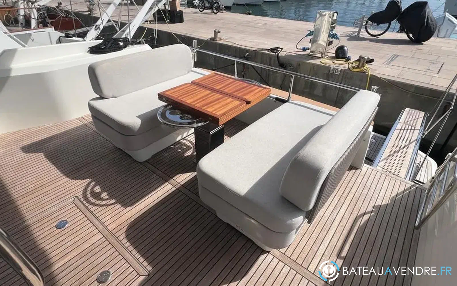 slider 5 Prestige Yachts F4.9