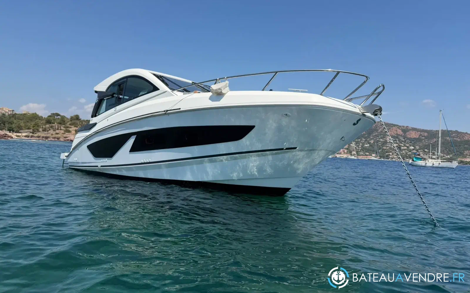 slider 1 Beneteau Gran Turismo 32