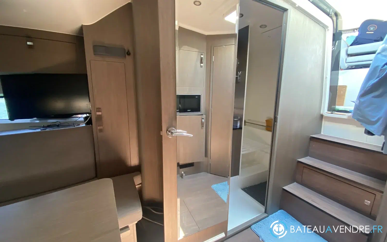 slider 7 Beneteau Gran Turismo 32