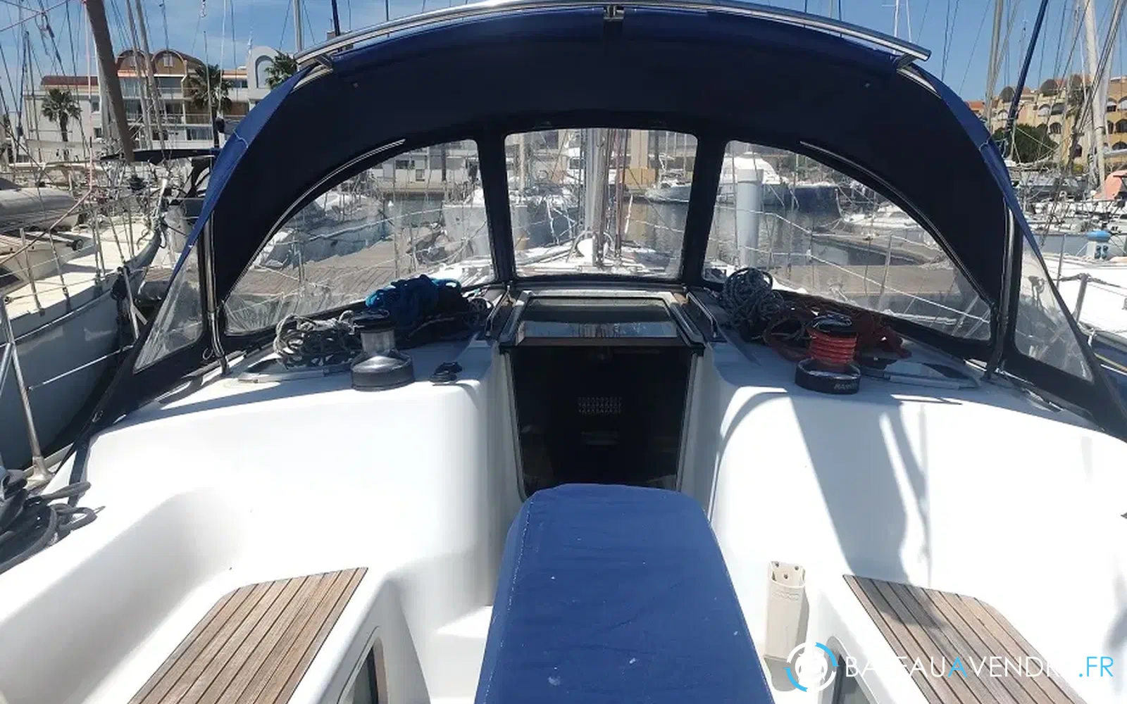 slider 18 Jeanneau Sun Odyssey 43