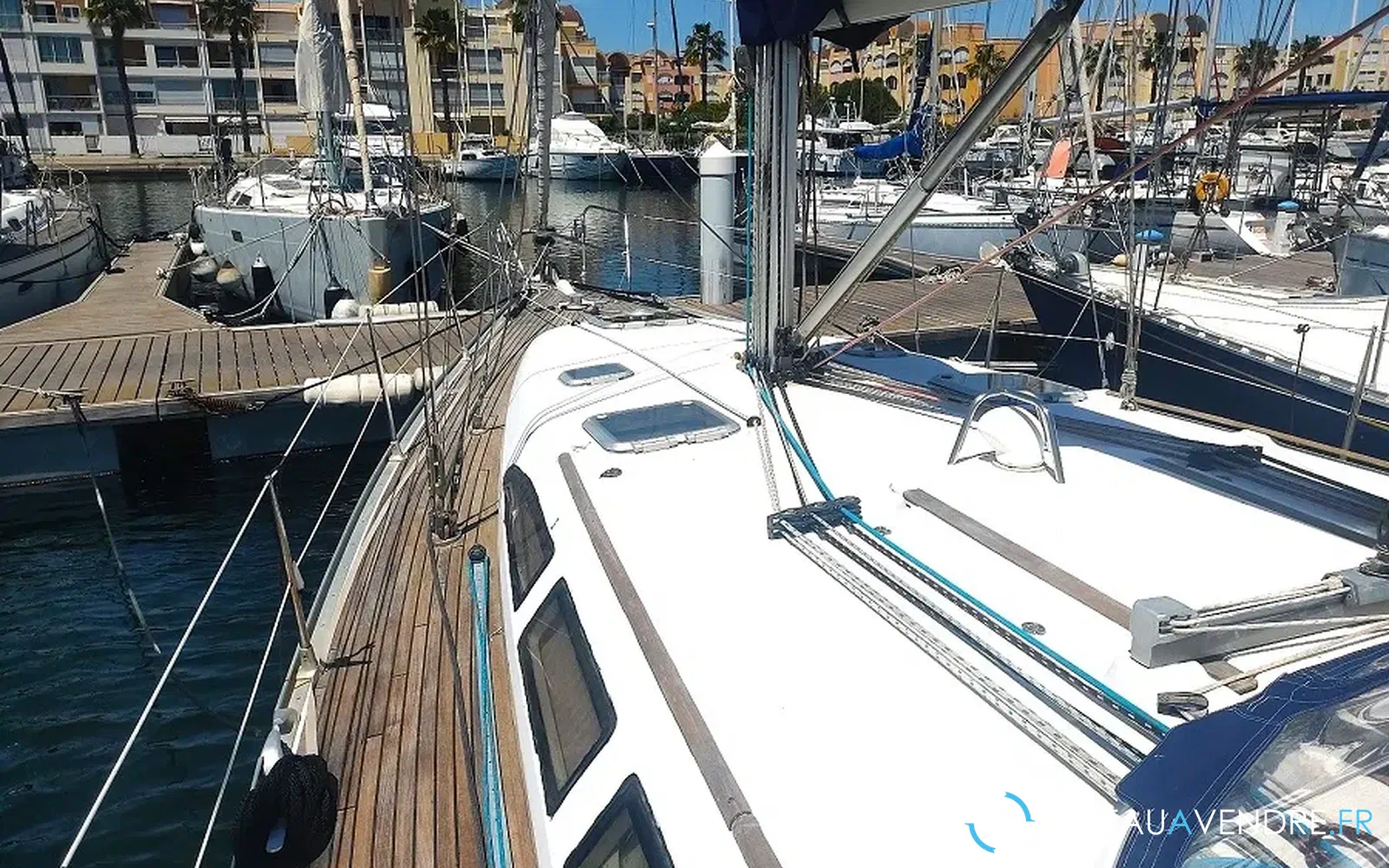 slider 22 Jeanneau Sun Odyssey 43