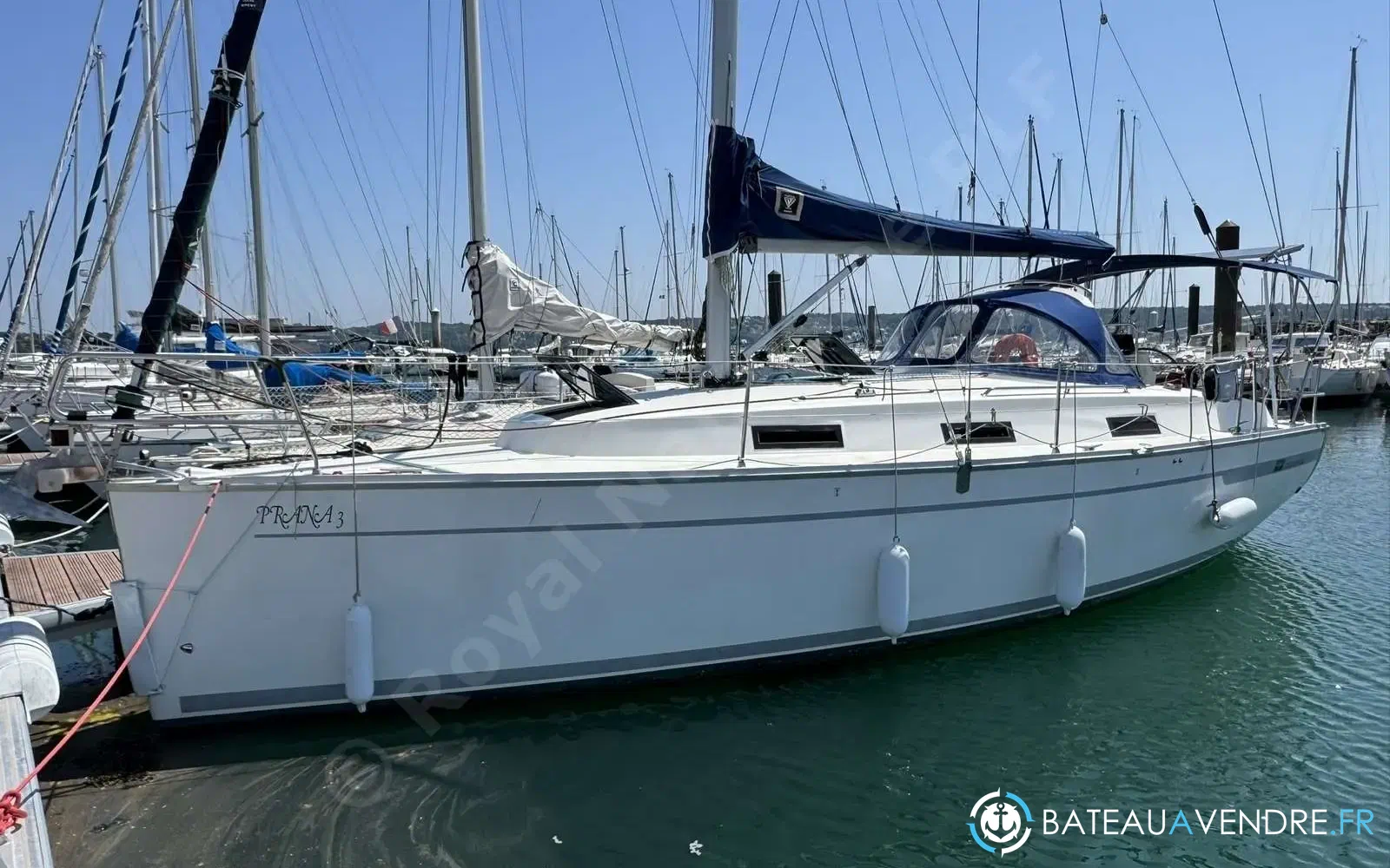 slider 0 Bavaria Cruiser 32