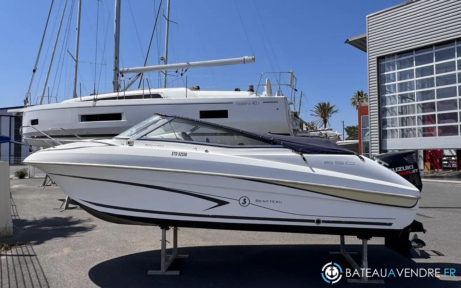 slider 0 Beneteau Flyer 650 Cabrio