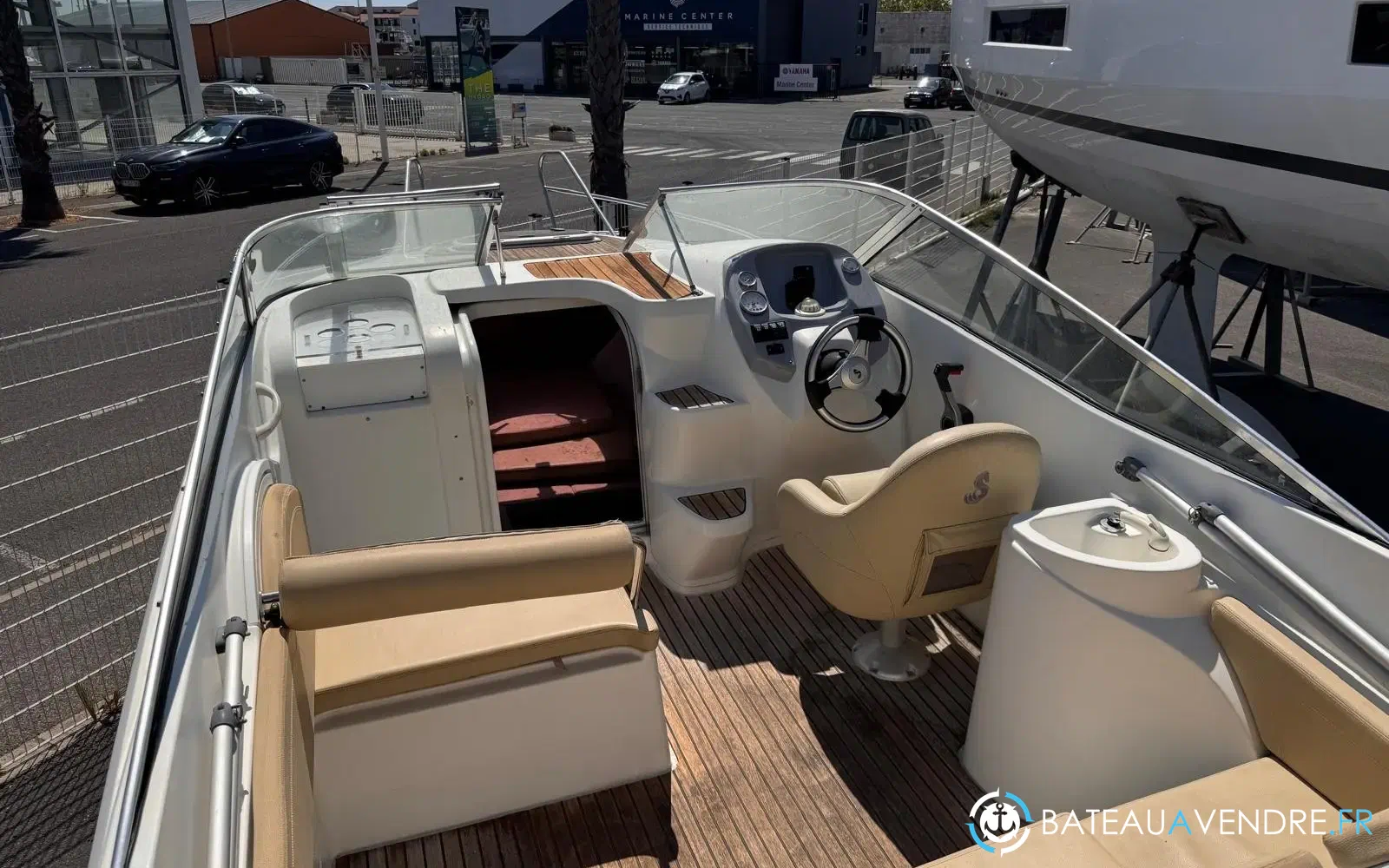 slider 5 Beneteau Flyer 650 Cabrio