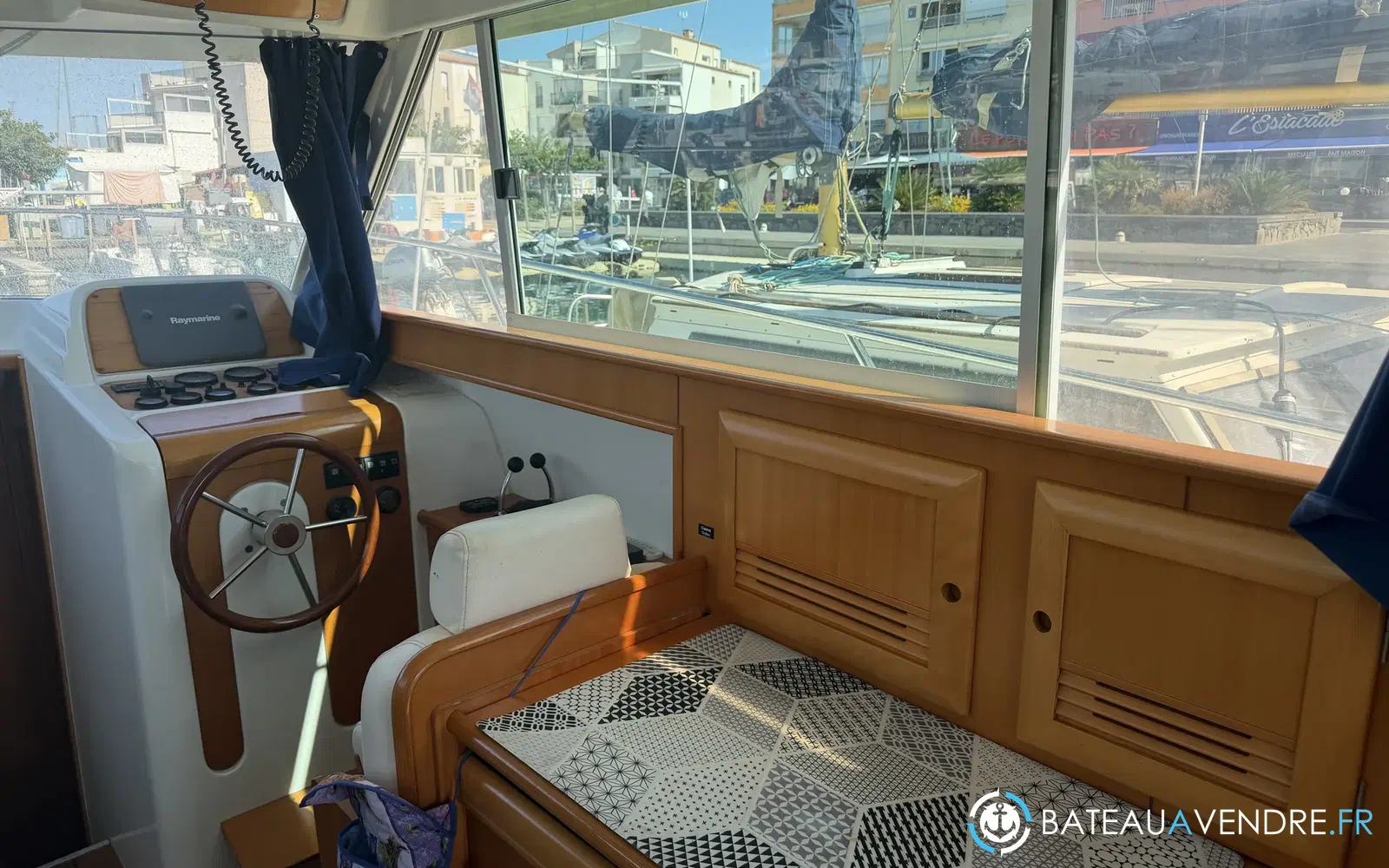 slider 12 Beneteau Antares 10.80