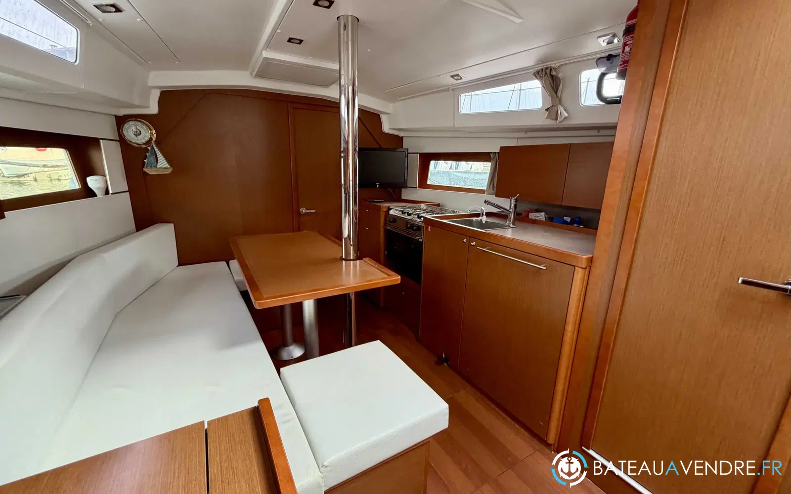 slider 10 Beneteau Oceanis 35