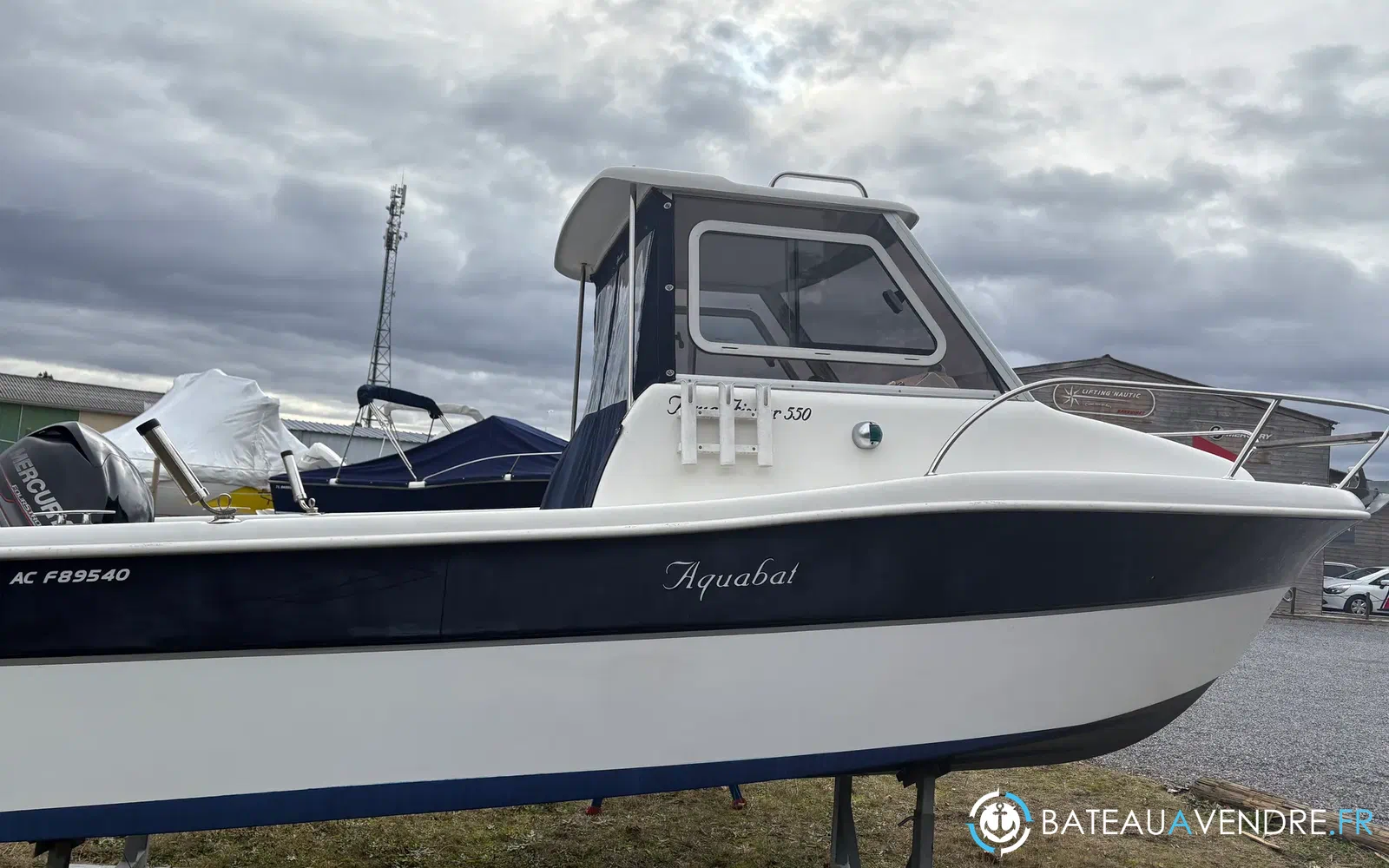 slider 2 Aquabat Aquafish 550