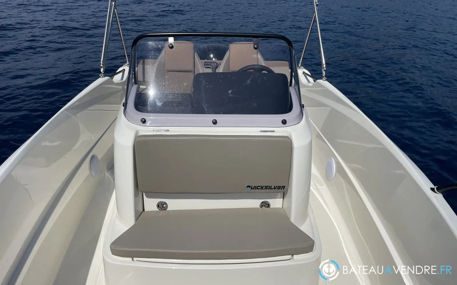 slider 6 Quicksilver Activ 555 Open
