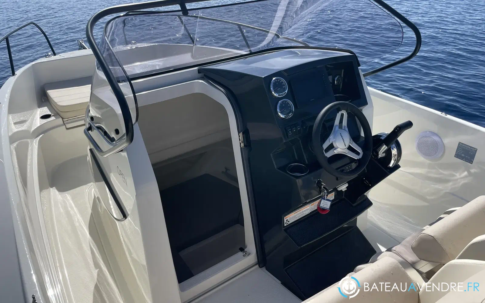 slider 8 Quicksilver Activ 705 open