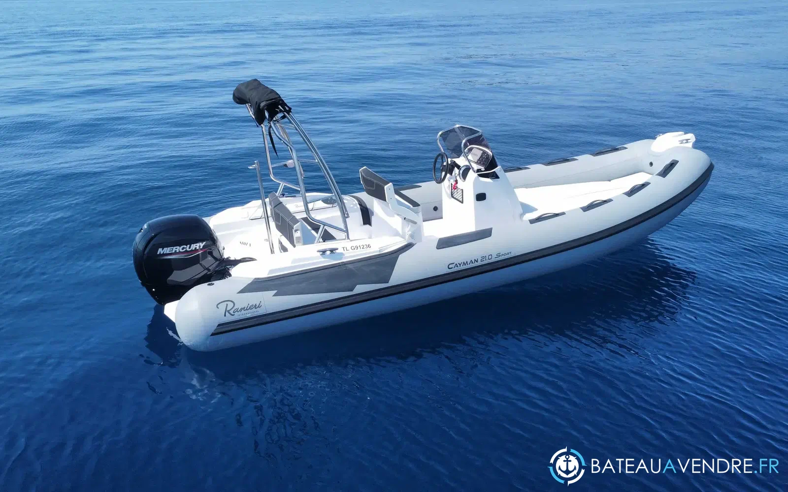 slider 2 Ranieri Cayman 21 Sport
