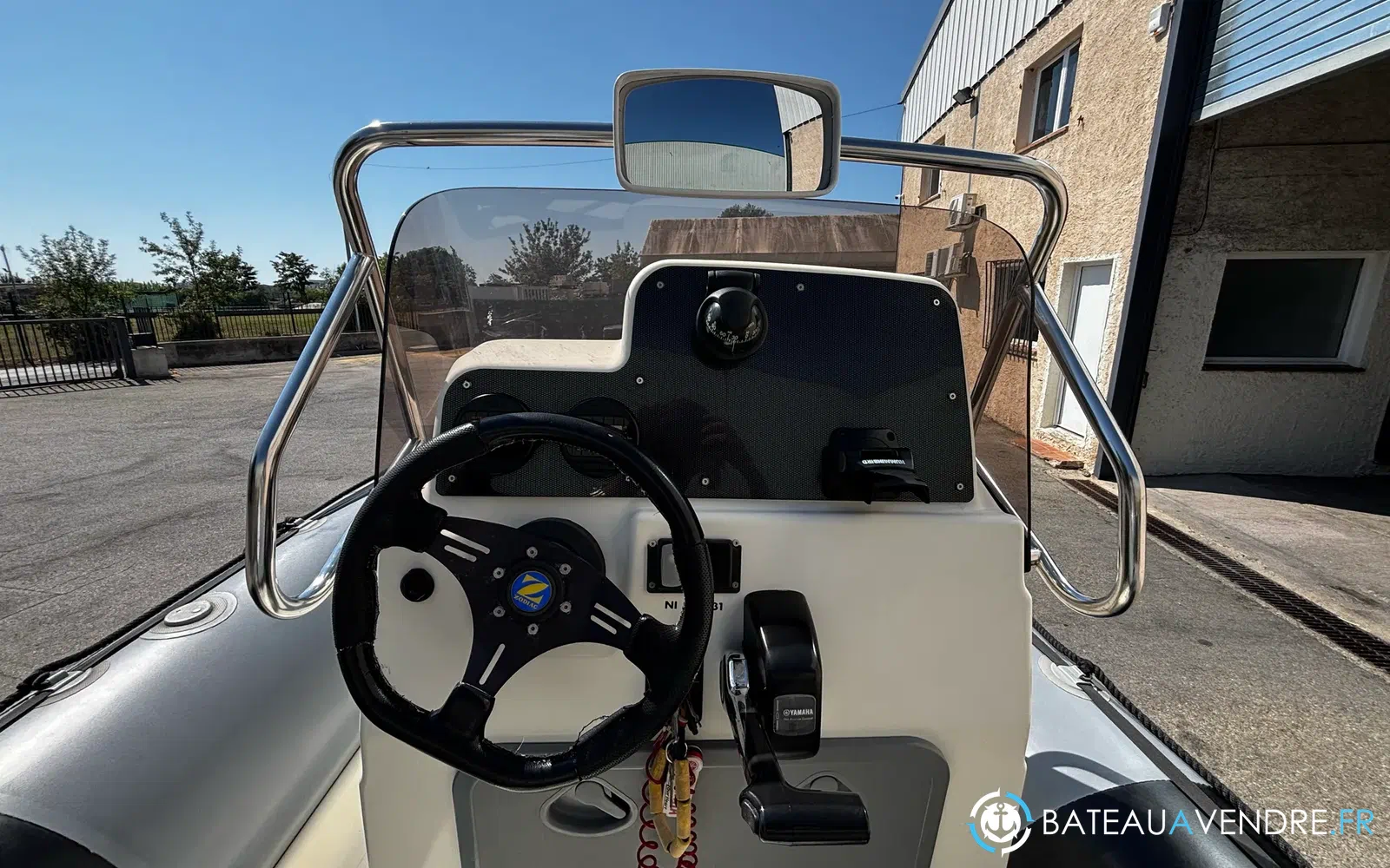 slider 23 Zodiac Pro Open 550