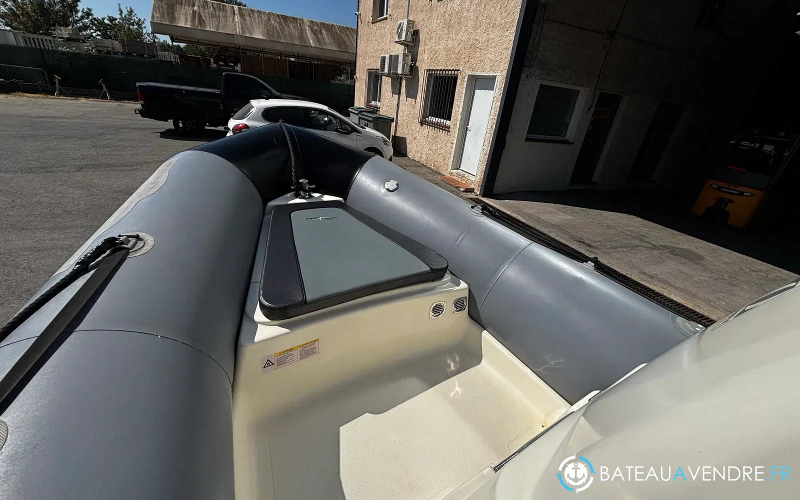 slider 26 Zodiac Pro Open 550