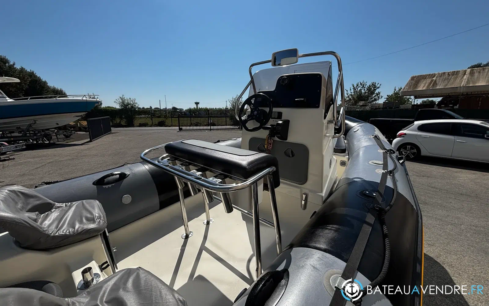 slider 32 Zodiac Pro Open 550