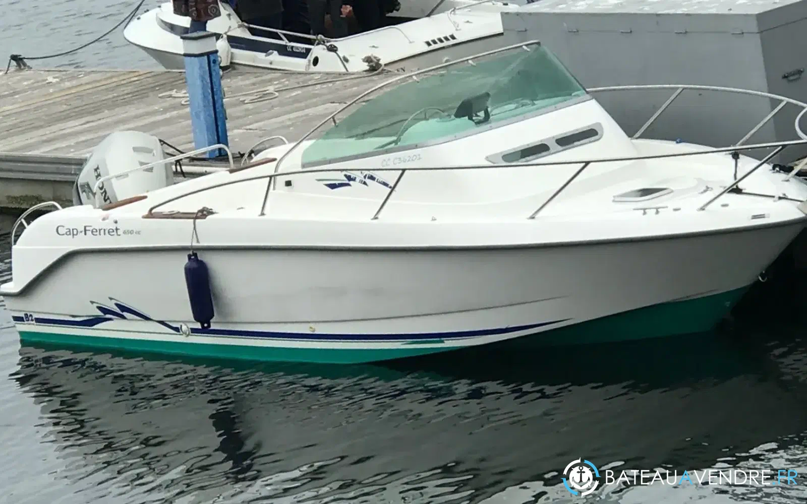slider 4 B2 Marine Cap Ferret 650 CC