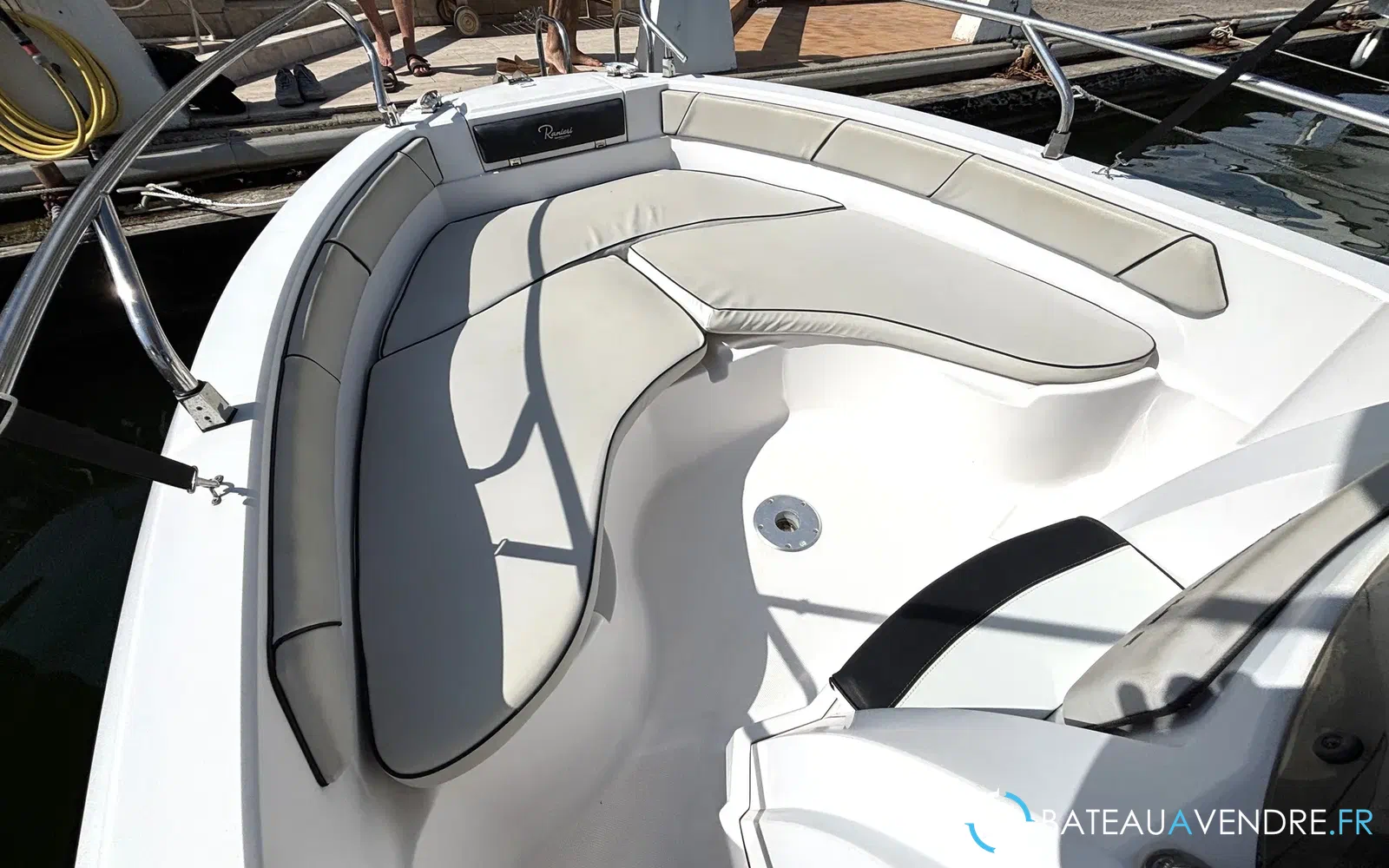 slider 4 Ranieri Voyager 18 S