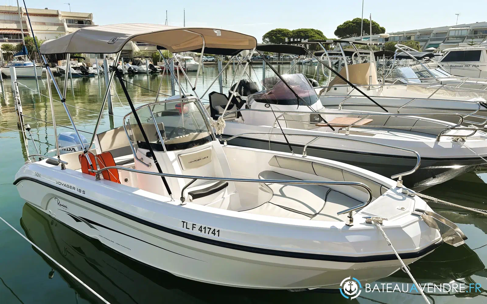 slider 1 Ranieri Voyager 18 S