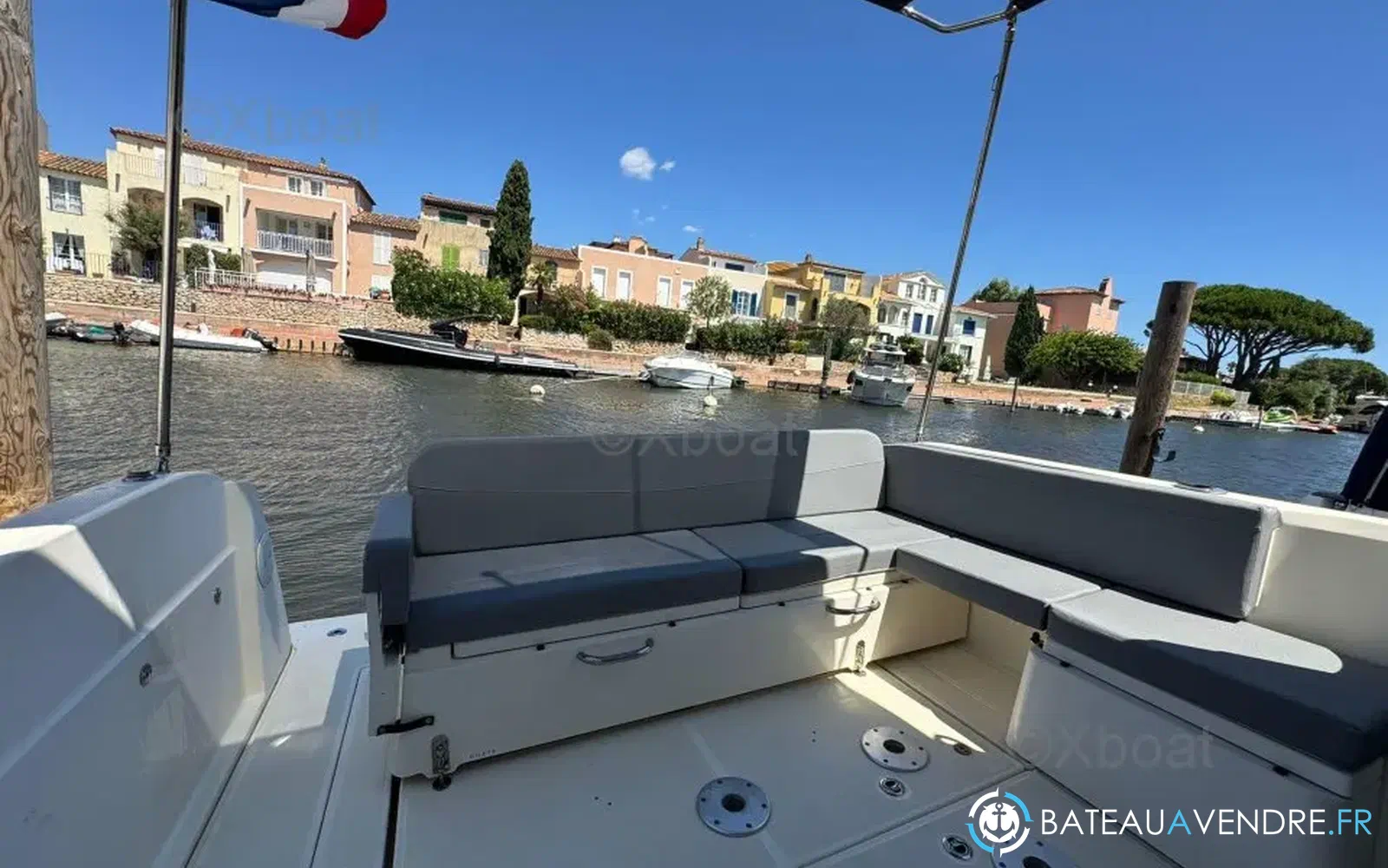slider 8 Quicksilver Activ 855 Weekend